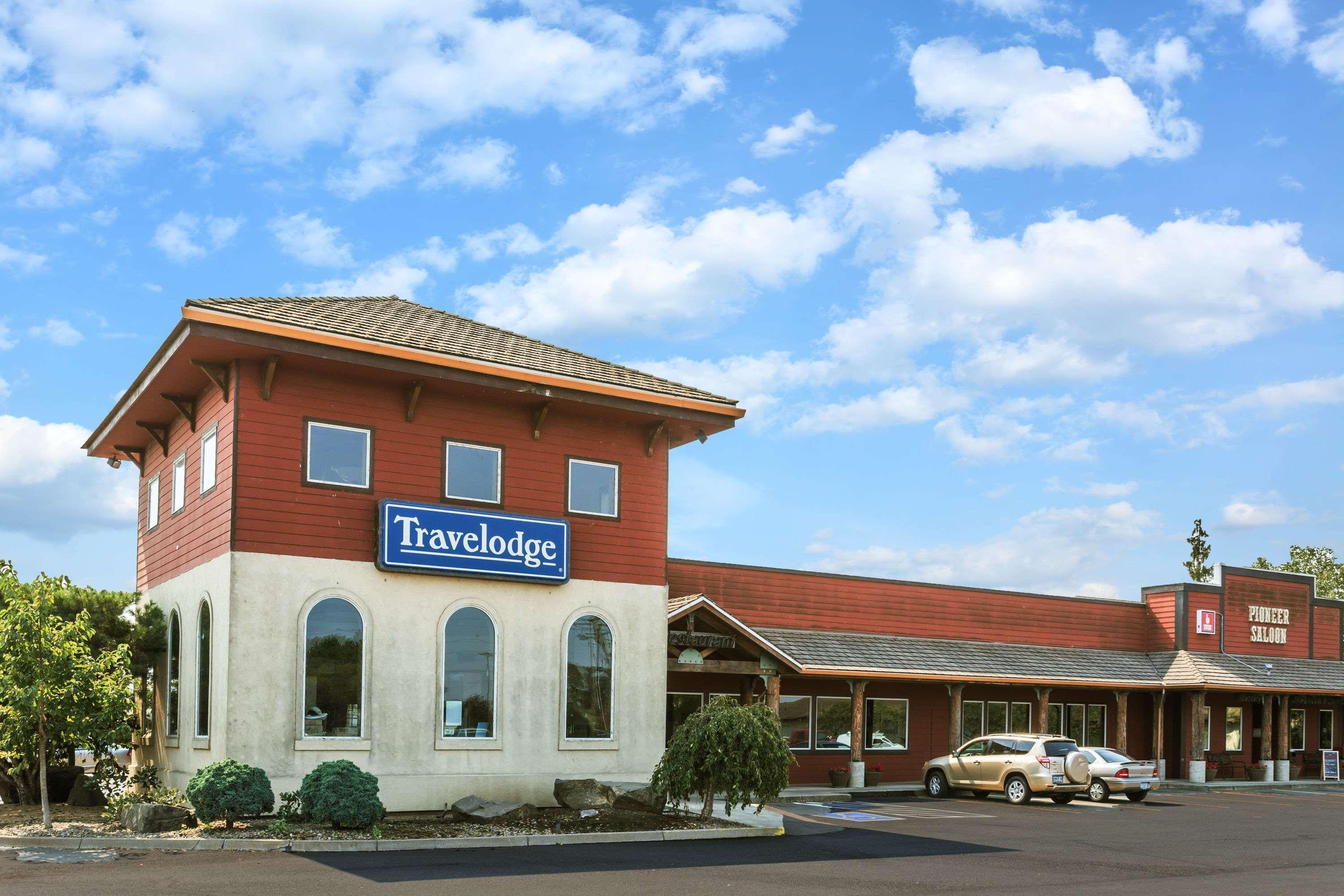 Travelodge By Wyndham Pioneer Villa Halsey Exterior photo