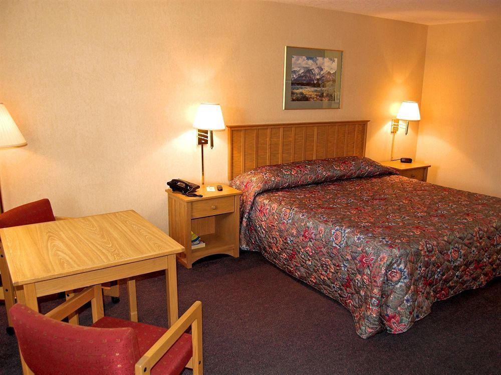 Travelodge By Wyndham Pioneer Villa Halsey Room photo